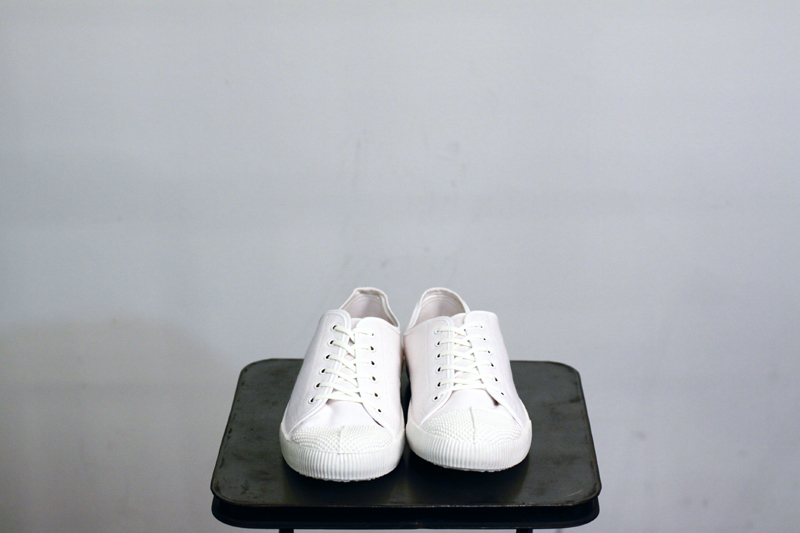 80' British Military White shoes [ DeadStock ]