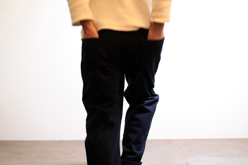 wide taped pants [ AUGUSTE-PRESENTATION ]
